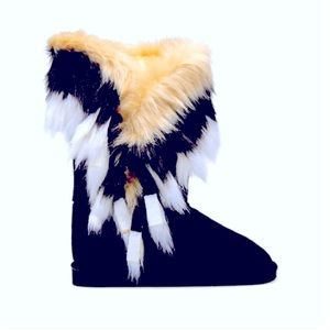 🧿 “The Migos Boots with The Faux Fur Boots.” 🧿